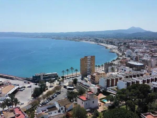 Chalet adosado en cuesta de San Antonio, 14