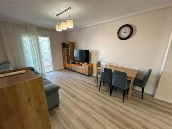 Piso en Barrio Parque de las Naciones