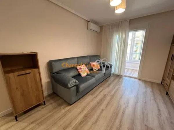 Piso en Barrio Parque de las Naciones