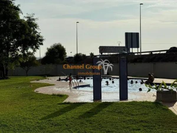 Piso en Barrio Parque de las Naciones