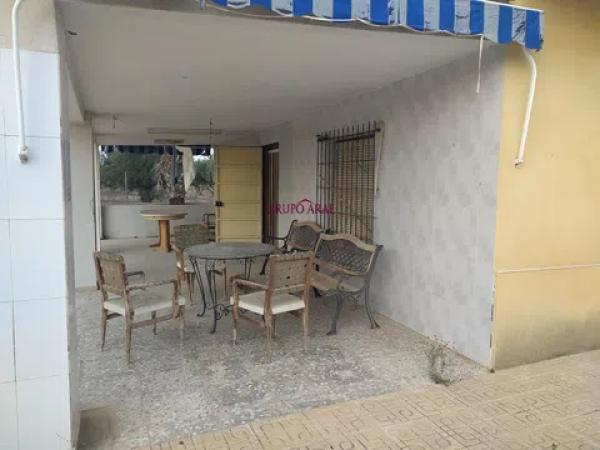 Casa independiente en calle Rebeco, 2 -8