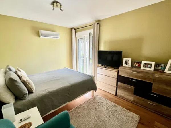 Casa independiente en calle Marbella