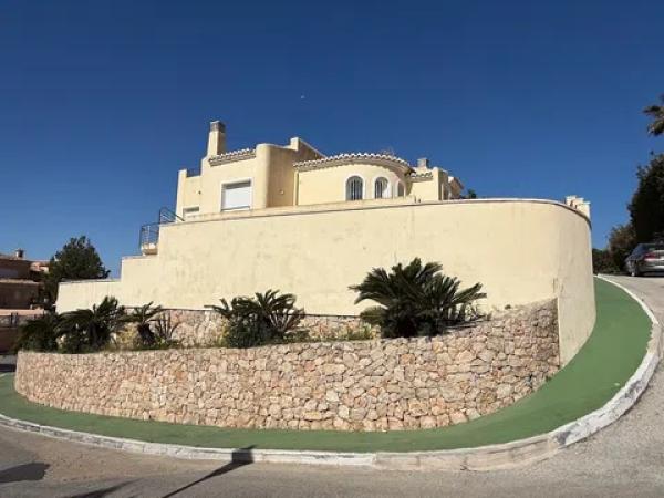 Casa independiente en calle Gran Bretaña