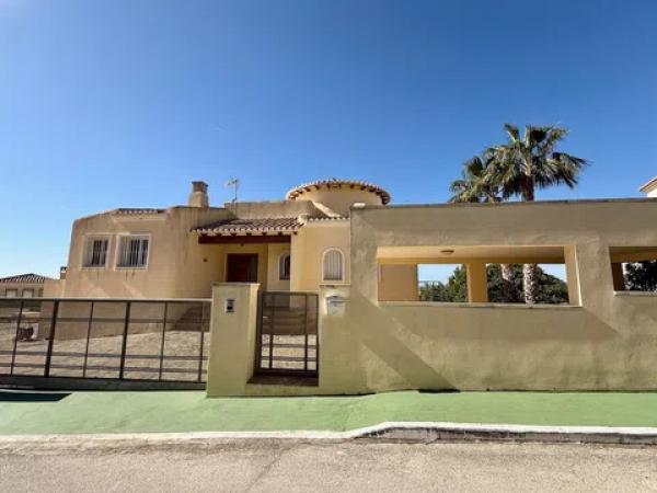 Casa independiente en calle Gran Bretaña