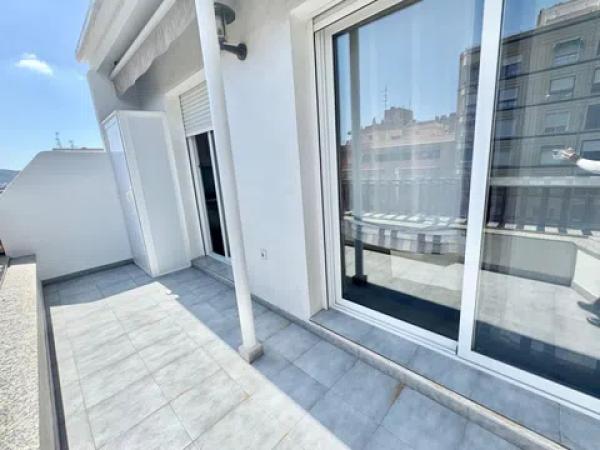 Ático en avenida Teodomiro, 40