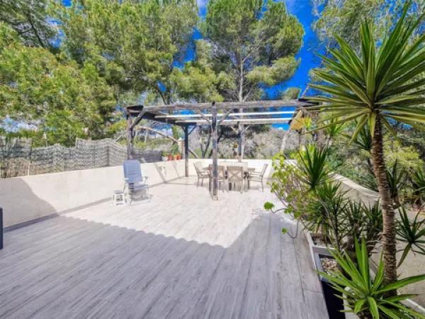 Chalet adosado en calle Anfora