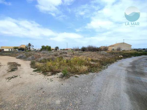 Casa independiente en camino del aeropuerto