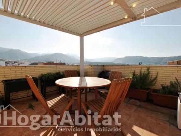 Ático en avenida d'Alcoi