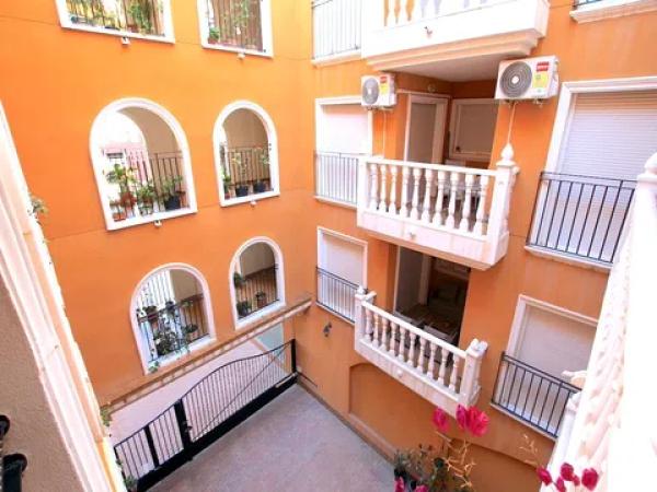 Piso en avenida de la Constitución