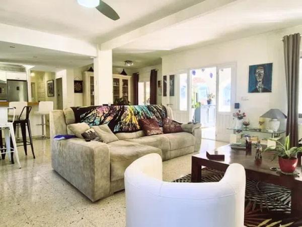 Chalet en Colonia Escandinavia-Cautivador