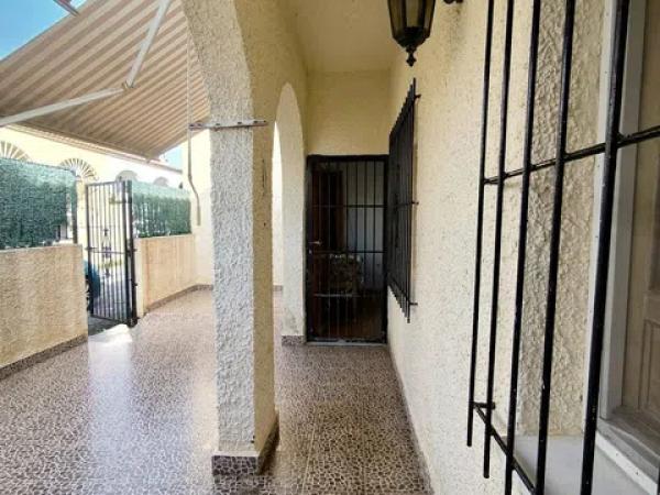 Chalet adosado en avenida de Justo Antonio Quesada, 133 a