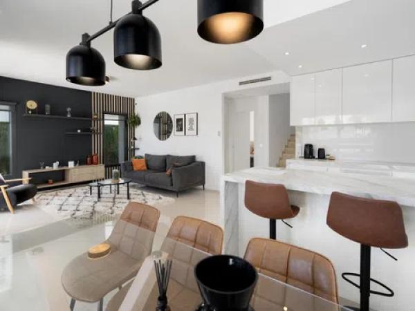 Casa independiente en avenida de Gijón