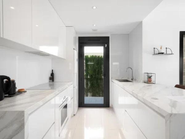 Casa independiente en avenida de Gijón