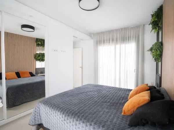 Casa independiente en avenida de Gijón