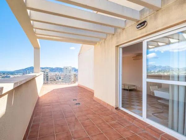 Ático en calle Presidente Adolfo Suárez