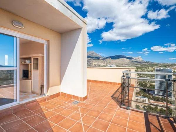 Ático en calle Presidente Adolfo Suárez