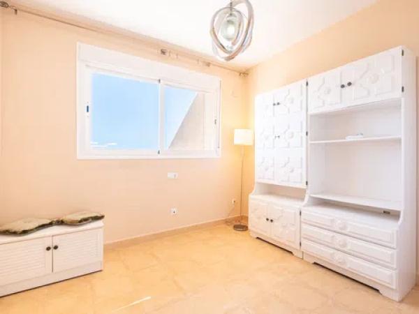 Ático en calle Presidente Adolfo Suárez