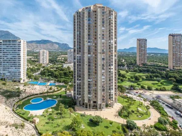 Ático en calle Presidente Adolfo Suárez