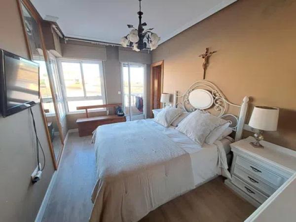 Chalet adosado en calle Logroño