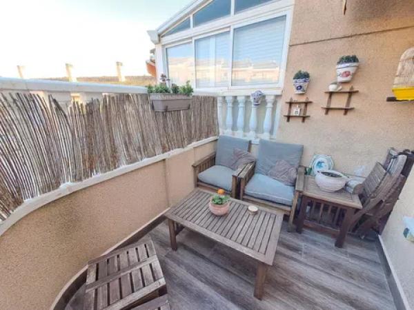 Chalet adosado en calle Logroño