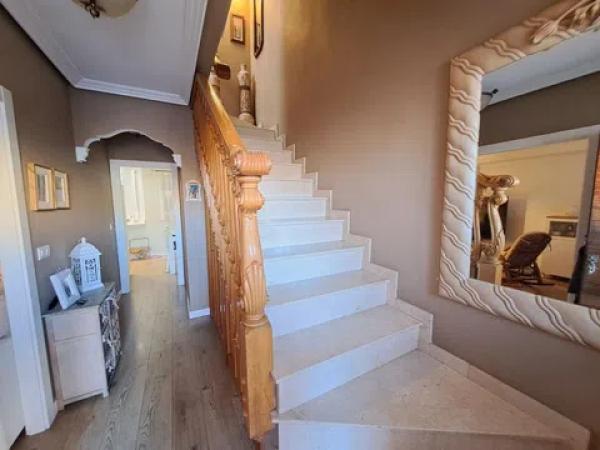 Chalet adosado en calle Logroño