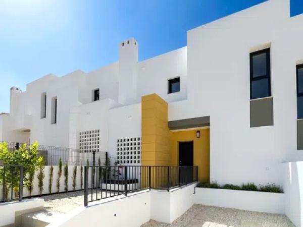 Chalet pareado en calle El Xiprer