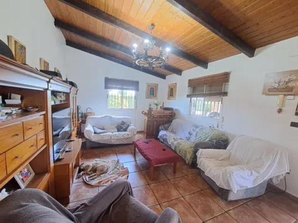 Casa independiente en Partida Baya Baja Pol 2