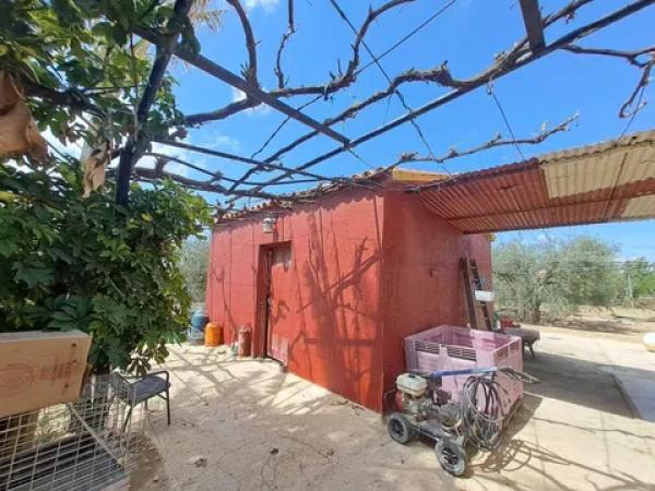 Casa independiente en Partida Baya Baja Pol 2