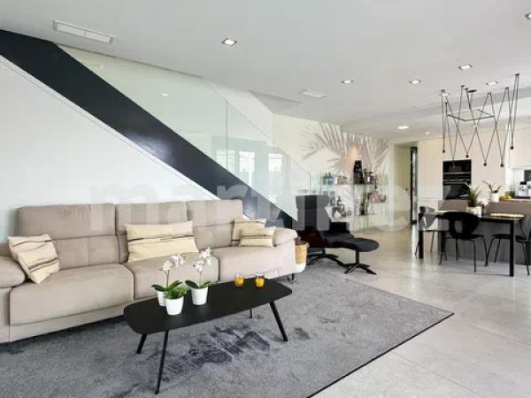 Casa independiente en calle Amsterdam, 37