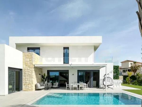 Casa independiente en calle Amsterdam, 37