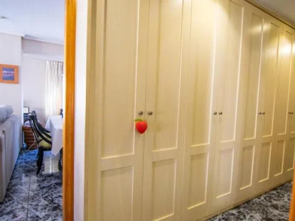 Piso en calle Reina Victoria