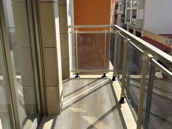 Piso en calle Cervantes, 1