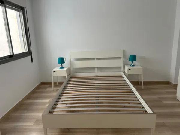 Piso en calle Cervantes, 1