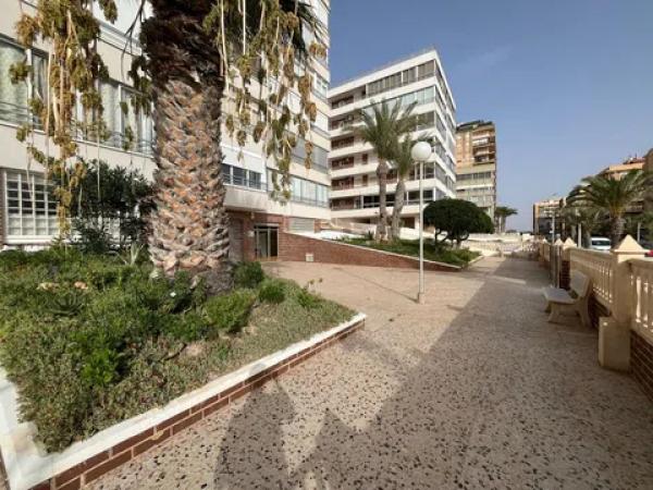 Piso en avenida San Bartolome Tir