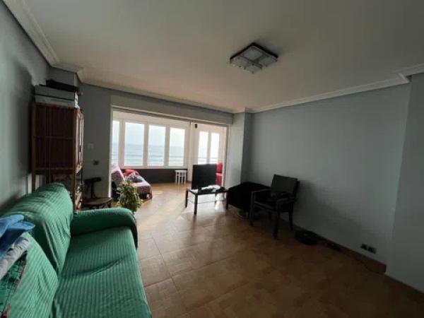 Piso en avenida San Bartolome Tir