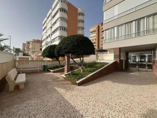 Piso en avenida San Bartolome Tir