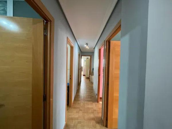 Piso en avenida San Bartolome Tir