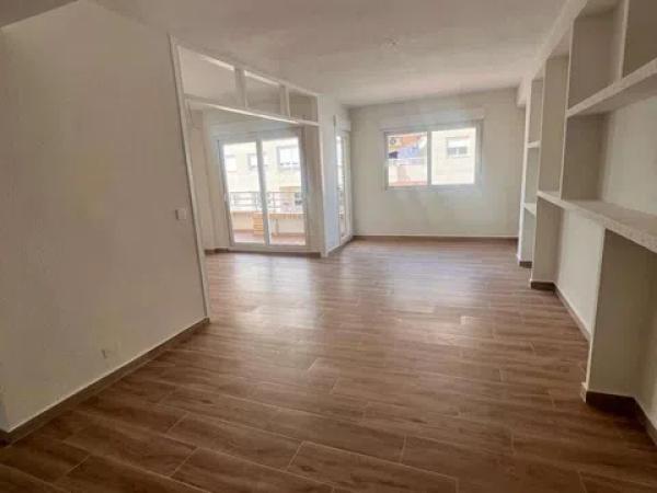 Piso en Barrio Puerto Deportivo