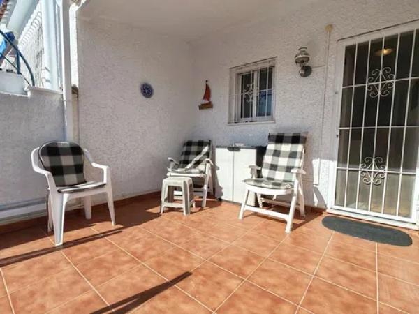 Chalet pareado en calle Gardenia Pc