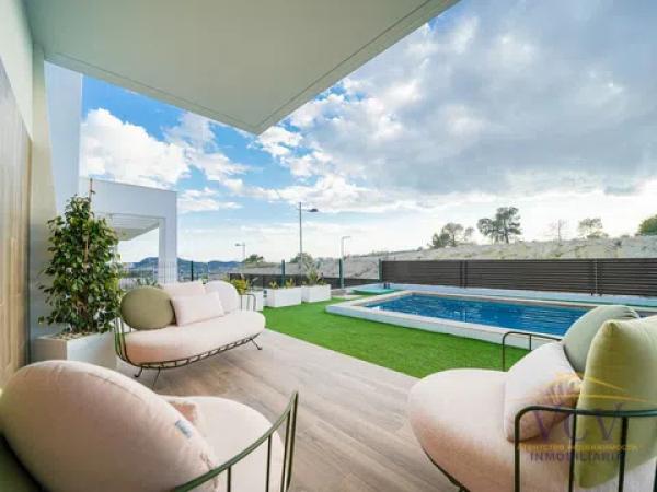 Casa independiente en calle de Xile