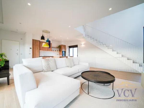 Casa independiente en calle de Xile