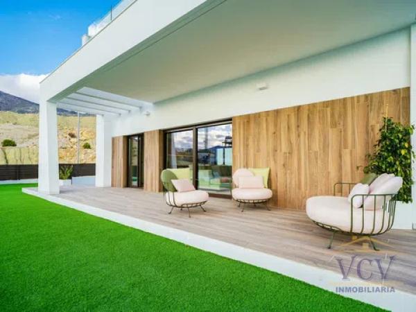 Casa independiente en calle de Xile