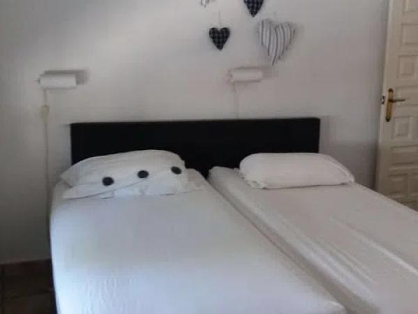 Casa independiente en calle los Jilgueros