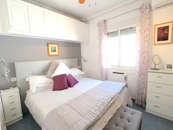 Casa independiente en calle Ginebra