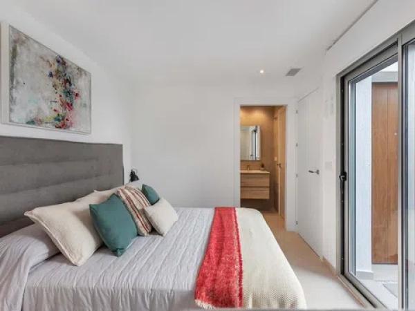 Piso en calle Margarita Salas Falgueras