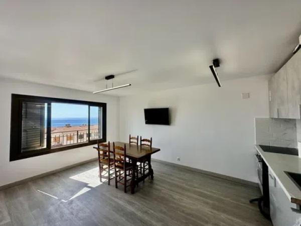 Piso en avenida Catalanet