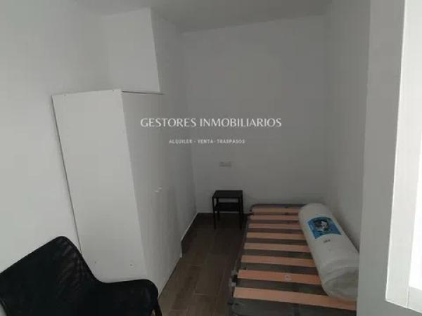 Piso en calle Oliver