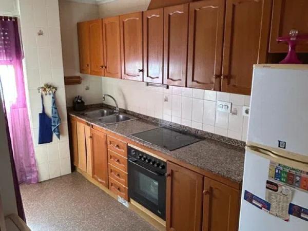 Piso en calle Doctor Fajarnes