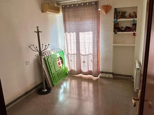 Piso en calle Doctor Fajarnes