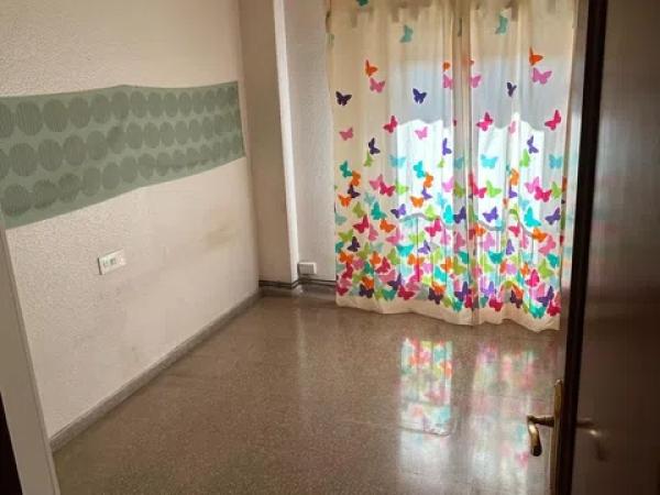 Piso en calle Doctor Fajarnes